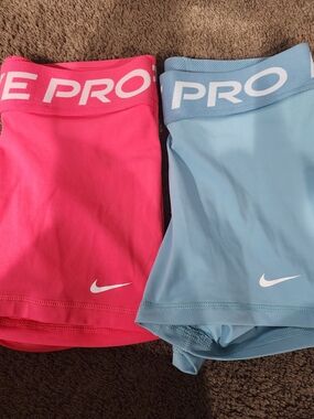 Nike Pro Stretch Shorts in Hot Pink & Light Blue
